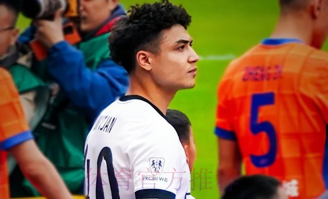 好消息!欧洲球探点名吾米提江,这下留洋有望了 好消息!欧洲球探点名吾米提江,这下留洋有望了